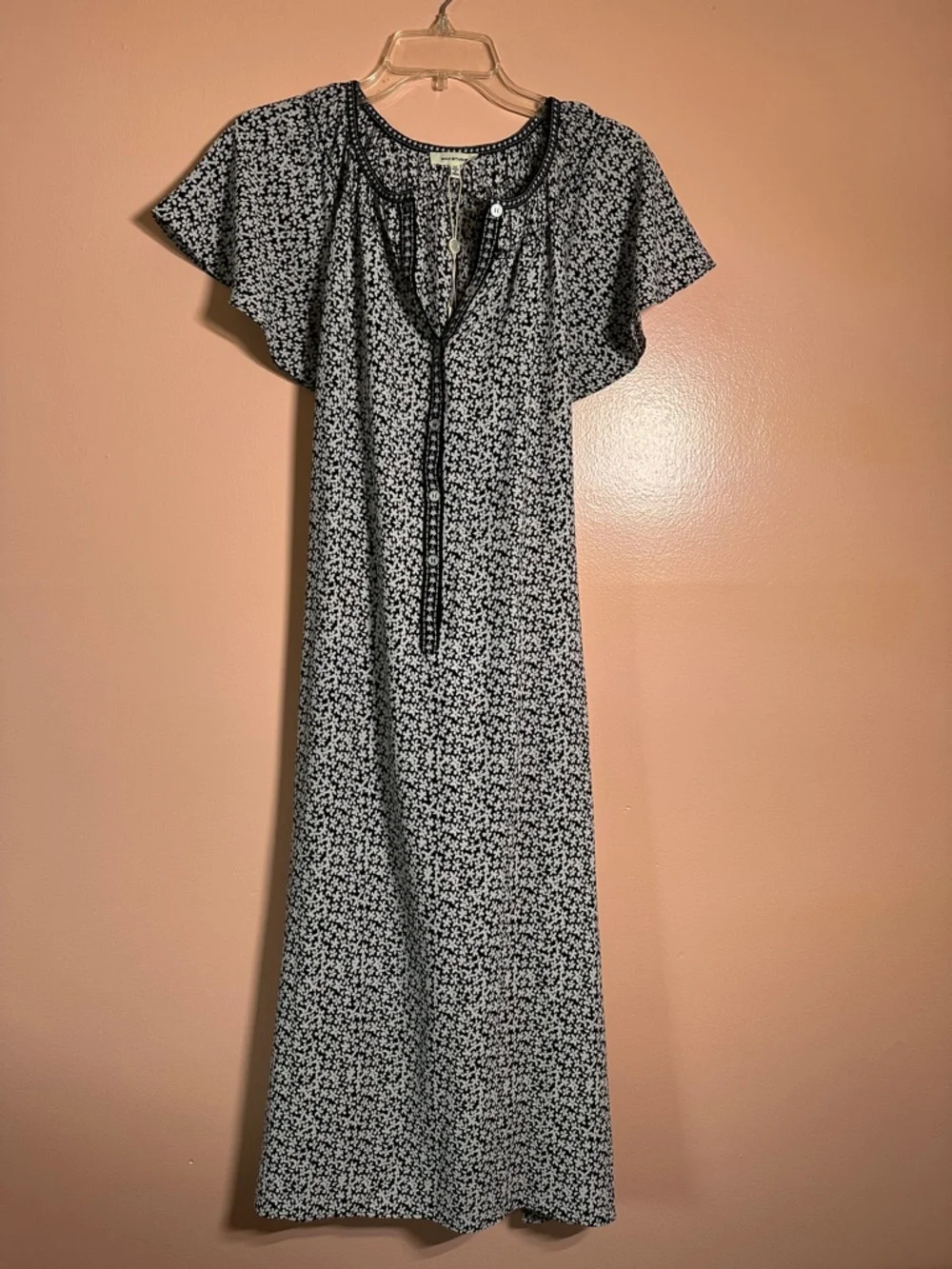 NWT Max Studio Black and White Floral Maxi Dress with Tie - Picture 5 of 7